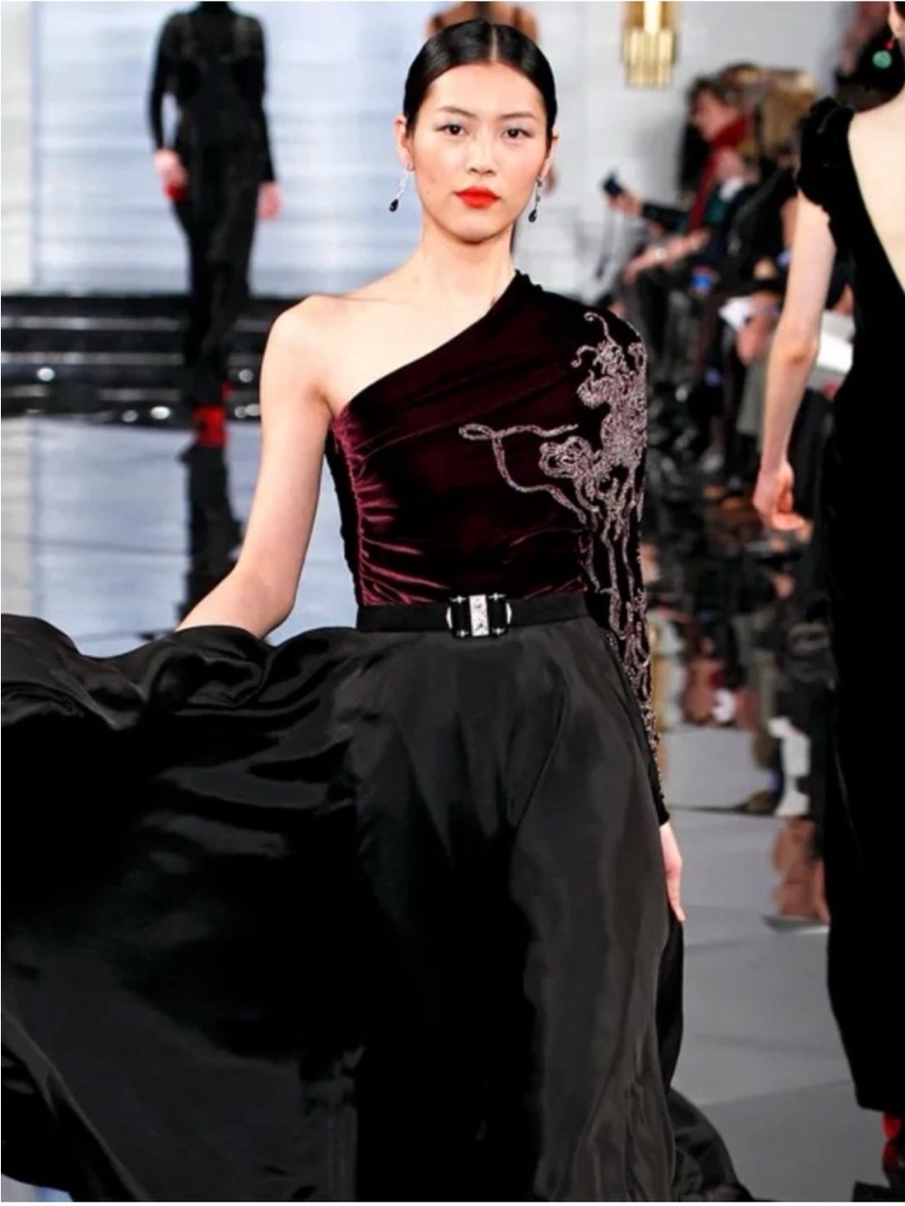 Ralph Lauren F/W 2011 One Sleeve Velvet Beaded Dragon Top 4